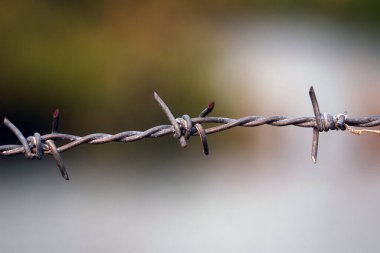 Çit için çivili çelik zincir normalde güvenlik ve güvenlik amacıyla ve arazi mülklerinin ayrılması için
