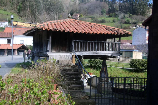 Horreo Grande Tradicional Asturias — Fotografia de Stock