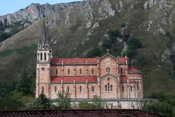 Basílica Covadonga Asturias España —  Fotos de Stock