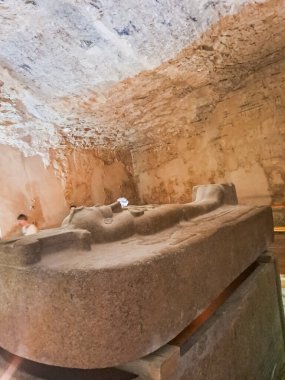 Krallar vadisi. Firavunların mezarları. Evet. Tutankamon. Şatafatlı. Mısır. Antik mimari abidesi. Müze. Kazı. Tatil tatili arka plan duvar kağıdı. Yüksek kalite fotoğraf