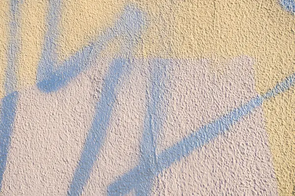 Fragmento Pared Yeso Viejo Con Pintura Graffiti Parte Del Colorido — Foto de Stock