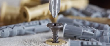 tornavida beton bir arka planda vida ve panel