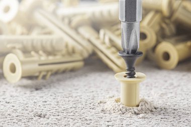 tornavida beton bir arka planda vida ve panel