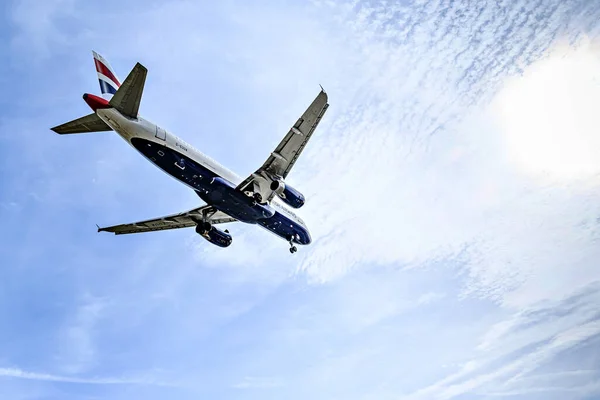 Барселона Испания Апреля 2023 Года Самолет Airbus A320 Компании British — стоковое фото