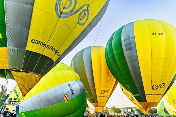 stock image Igualada, Barcelona, July 7, 2023. 27th European Balloon Festival. Concentration of hot air balloons.