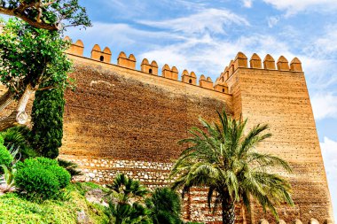 İspanya, Almerya 'daki La Alcazaba' nın güzel anıtsal kompleksinin manzarası