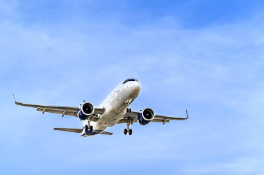 Barselona, İspanya; 1 Kasım 2023: Ege Havayolları şirketinin Airbus A320 uçağı, Josep Tarradellas Barselona-El Prat havaalanına indi.