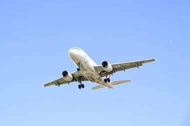 Barcelona, İspanya; 5 Nisan 2025: Air France Airbus A318 Barcelona-El Prat Josep Tarradellas Havaalanına indi.