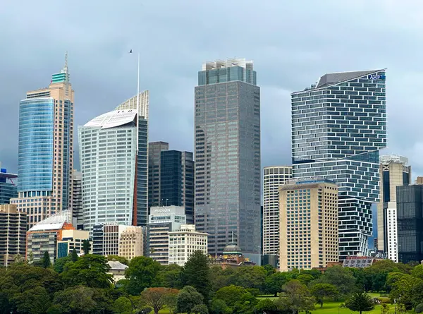 Iconic Sydney Skyline, Opera Binası ve Liman Köprüsü, Avustralya