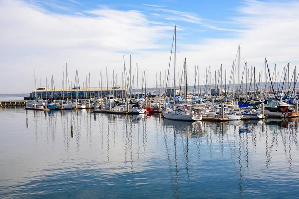 Sailing Boats Moored Jetty Ina Harbour Partly Cloudy Autumn Morning — Stock Photo, Image