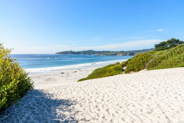 Praia Areia Branca Costa Califórnia Dia Ensolarado Outono Carmel Eua — Fotografia de Stock