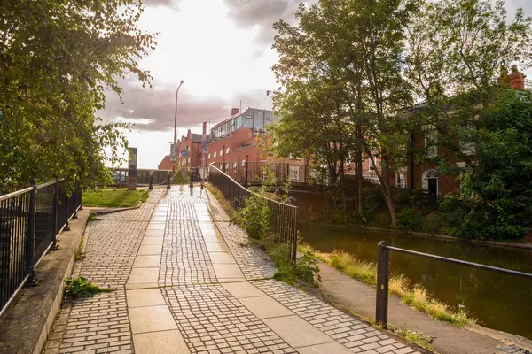 Empty Cobbled Path Canal Sunset Summer Chester England — Stock Photo, Image