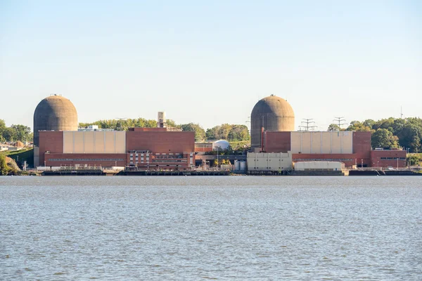 Атомная Электростанция Реке Солнечный Осенний День Река Гудзон Штат Нью — стоковое фото