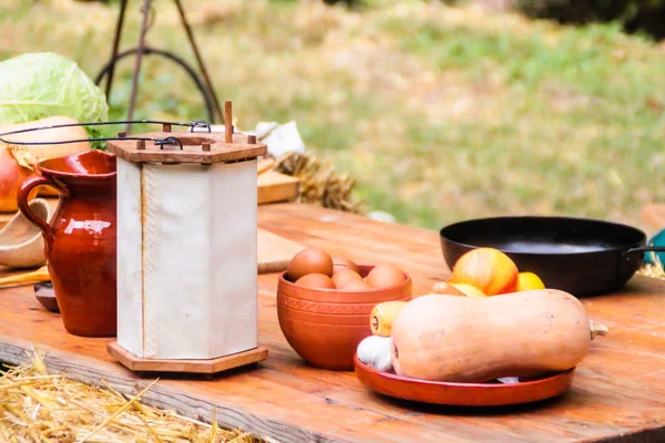 Bahçenin arka planında balkabağıyla hayat
