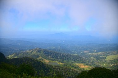 Riverston Sri Lanka 'da nefes alan manzara güzelliği - Manzara fotoğrafçılığı.