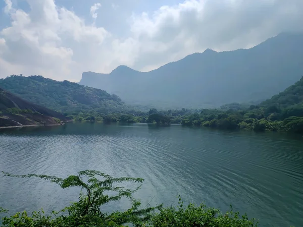 Красивый Вид Шолаяр Плотины Кералы — стоковое фото