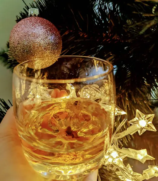 写真です クリスマスとウイスキー パーティー よかった ストックフォト