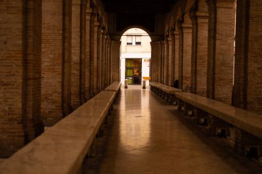 Rimini, Emilia Romagna, İtalya: Antica Pescheria, 18. yüzyılın antik balık pazarı Cavour Meydanı 'nda, şehrin eski kasabasında