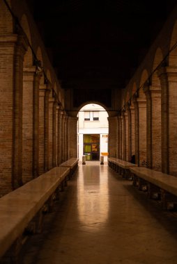 Rimini, Emilia Romagna, İtalya: Antica Pescheria, 18. yüzyılın antik balık pazarı Cavour Meydanı 'nda, şehrin eski kasabasında