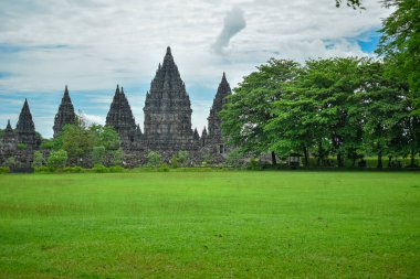 Prambanan Tapınağı Endonezya 'nın en büyük Hindu tapınağı olan Unesco Dünya Mirası Alanı' dır.