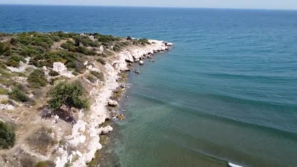 夏天中午时分 无人机飞越了地中海火鸡肉的海岸线 高质量的4K镜头 — 图库视频影像