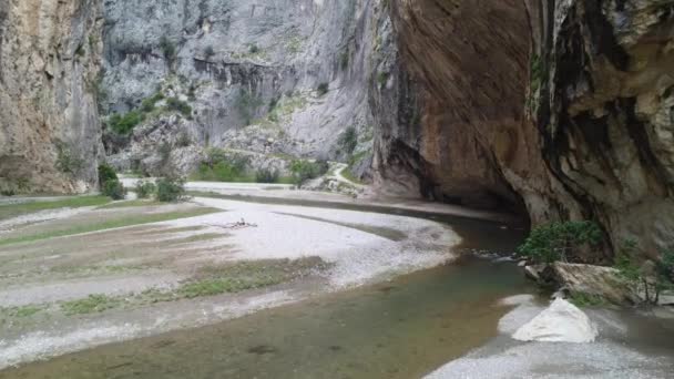 Vol Intérieur Canyon Kapikaya Gorge Vallée Étroite Parmi Les Falaises — Video
