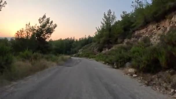 Road Trip Met Auto Langs Bergwegen Serpentines Sanset Van Turkije — Stockvideo
