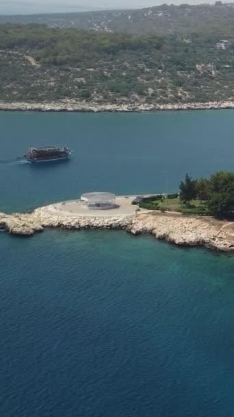 Båten Går Viken Turkiets Kust Bay Marina Vik Utsikt Över — Stockvideo
