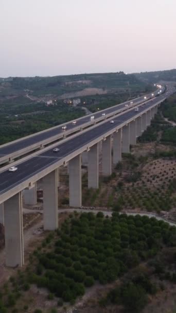 Aerial Drone Vidět Automobilový Provoz Mersin Viaduct Letecký Pohled Hor — Stock video