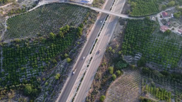 沿着土耳其的山路 公路和蛇形道路开车旅行 夏天旅行 公路转弯 高质量的镜头 — 图库视频影像