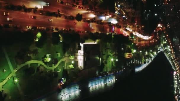 Uitzicht Vanuit Lucht Opname Van Dijk Nacht Van Mediterrane Stad — Stockvideo
