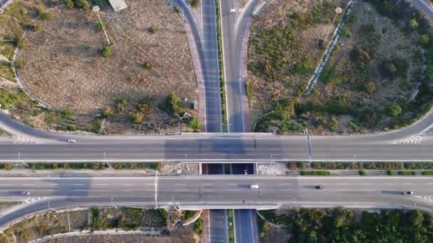 Widok Góry Samochody Jadące Wielopoziomowej Autostradzie Zachodzie Słońca Mersin Turcja — Wideo stockowe