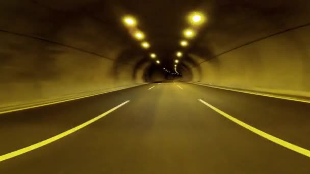 Sudut Pandang Mobil Keluar Dari Terowongan Cahaya Rekaman Berkualitas Tinggi — Stok Video