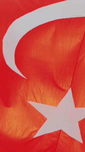 Symbol Národní Hrdosti Turecká Vlajka Výrazným Červeným Pozadím Bílým Půlměsícem — Stock video