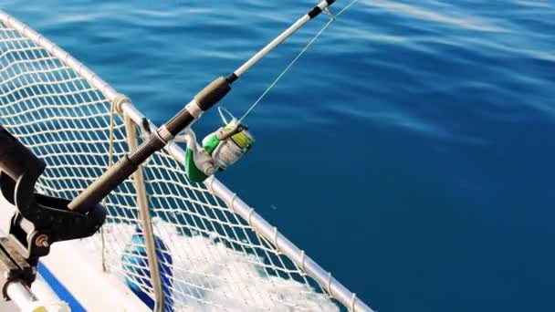 Aanpak Voor Visserij Deep Sea Fishing Reel Een Boot Hoge — Stockvideo