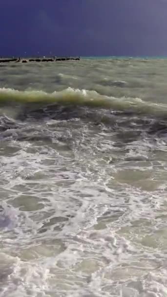 Stormachtige Zee Silifke Turkije Met Orkaan Kracht Spatten Rotsen Orkaan — Stockvideo