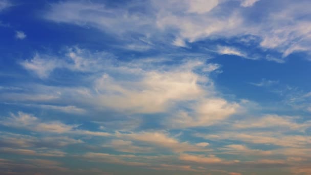 Zeitraffer Des Abendhimmels Wolken Verdunkeln Sich Als Sich Der Sonnenuntergang — Stockvideo