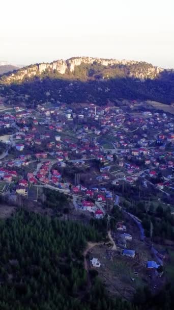 Drone Panoramico Cattura Una Città Montagna Turchia Vista Alta Quota — Video Stock