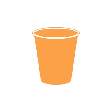 Beyaz arka planda basit turuncu plastik bardak vektör çizimi. Tasarım temel bir fincan şekli ve canlı bir renge sahip, bu da onu çok yönlü grafik bir element haline getiriyor..