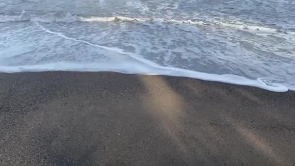 Krásná Pláž Výhledem Vlny Vodní Havárii Písečné Pláži — Stock video