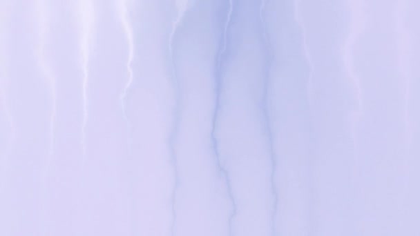 Симулированный Фиолетовый Фон Молнии Молнии Вспышки Среди Света Абстрактный Фон — стоковое видео