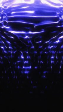 Soyut ışık dalgaları karanlık bir arkaplan boyunca akıcı bir şekilde hareket ederek büyüleyici görsel desenler oluşturur..