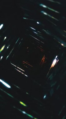 Büyüleyici soyut bir animasyon keşfedin. Canlı ışıklar ve duyuları cezbeden büyüleyici desenler..