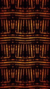 Tanık parlayan desenler karanlıkta büyüleyici bir görsel deneyim için karmaşık tasarımlar yaratıyor. Telefonlar için dikey duvar kağıtları