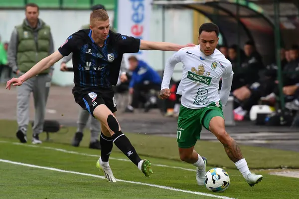 Lviv, UKRAINE - 30 Mart 2025. 30 Mart 2025 tarihinde Ukrayna 'nın başkenti Lviv' de oynanan Ukrayna Premier Ligi karşılaşmasında Karpaty-Bogdan Biloshevskyi maçında Bruninho, Ukrayna 'nın Ukrayna Stadyumu' nda FC Karpaty Lviv ve FC Chornomorets karşı karşıya geldi.. 