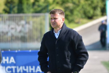 Lviv, UKRAINE - 11 Mayıs 2025. FC teknik direktörü Oleksandriya Ruslan Rotan, Ukrayna Premier Ligi FC Karpaty Lviv ile FC Oleksandriya arasında Ukrayna Stadyumu 'nda oynanan karşılaşmada görüldü..