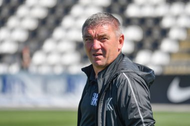 FC Kolos Kovalivka 'nın teknik direktörü Ruslan Kostyshyn, 16 Ağustos 2025 tarihinde Ukrayna Premier Ligi' nde FC Kolos Kovalivka ile FC Karpaty Lviv arasında oynanan karşılaşma sırasında Kovalivka, Kyiv Oblastı..
