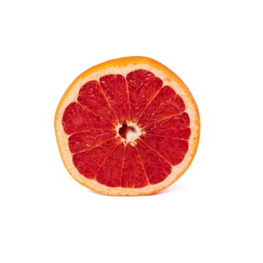 Beyaz yalıtılmış arka planda pembe olgun greyfurt dilimi. Yüksek kalite fotoğraf