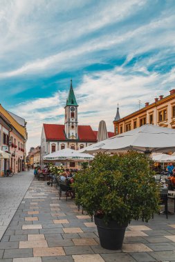 Kral Tomislav Meydanı, popüler turizm yeri Varazdin Hırvatistan Yüksek Kaliteli Fotoğraf