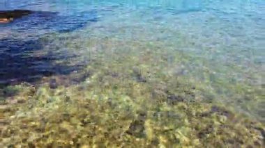 Tarihi Porec kasabası yakınlarındaki Adriyatik Denizi 'nin panoramik manzarası. Yüksek kalite 4k görüntü